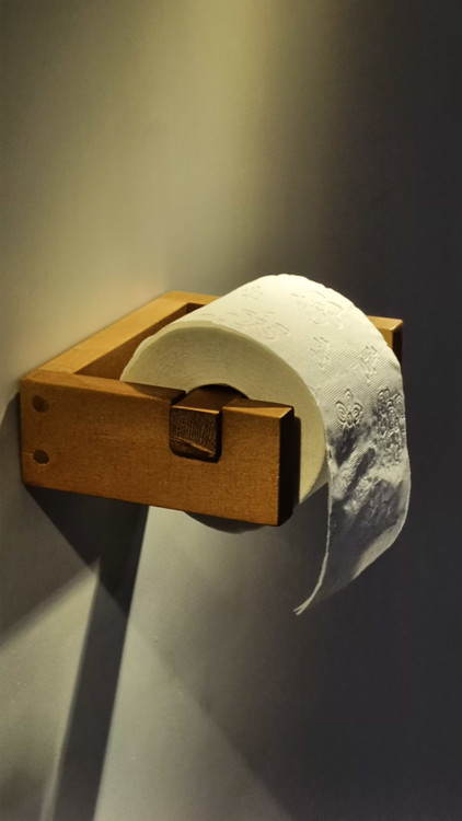 جا دستمال توالت