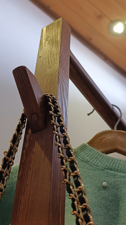 جا لباسی چوبی