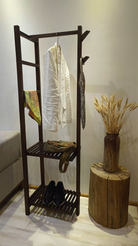 جا لباسی چوبی