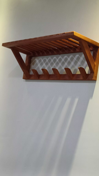 شلف حوله حمام