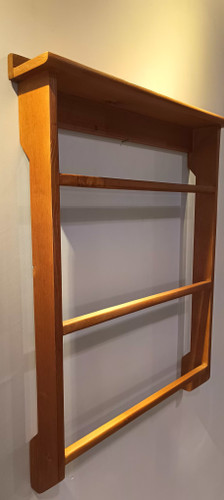 شلف حوله حمام